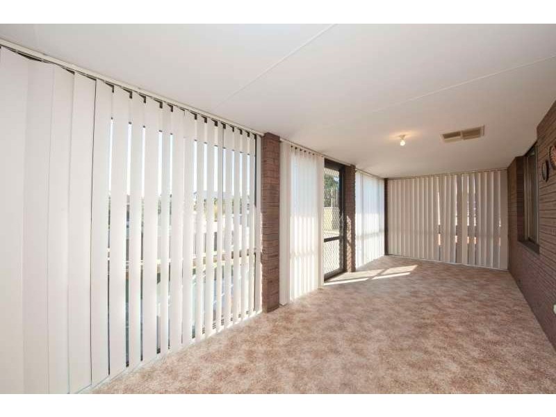 48 Pilgrim Way, Hamilton Hill WA 6163