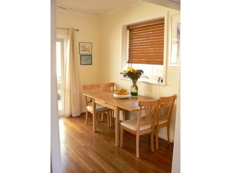 31 Bromley Road, Hilton WA 6163