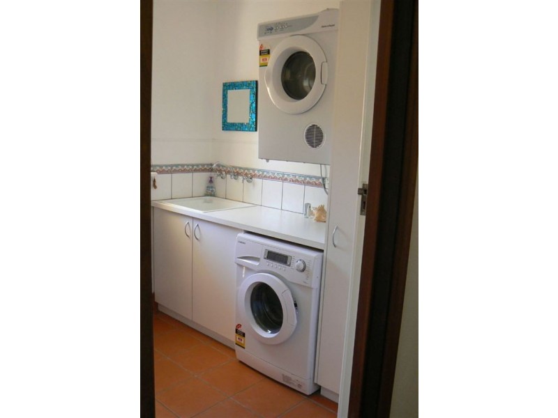 31 Bromley Road, Hilton WA 6163