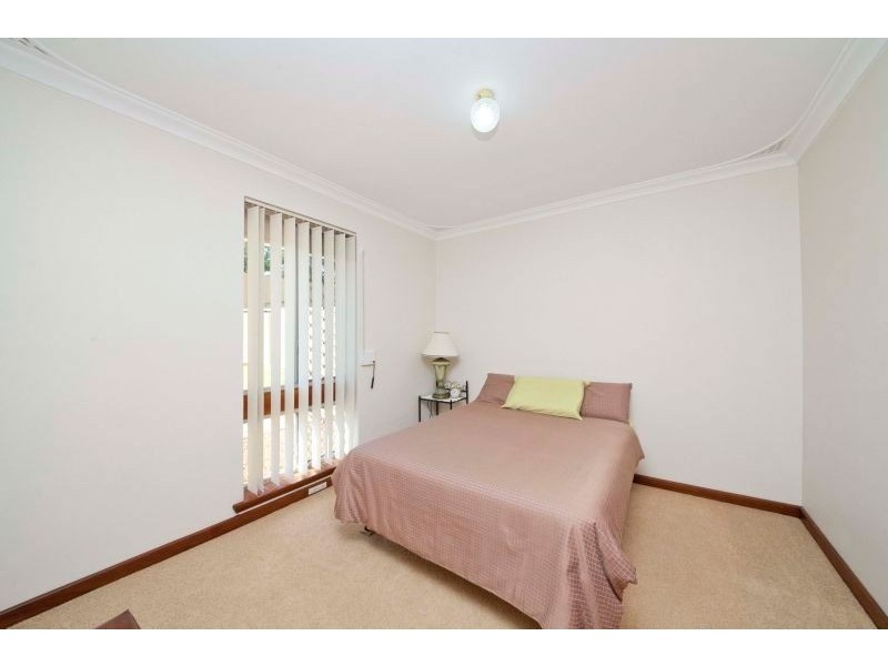 18 Glenister Road, Hamilton Hill WA 6163