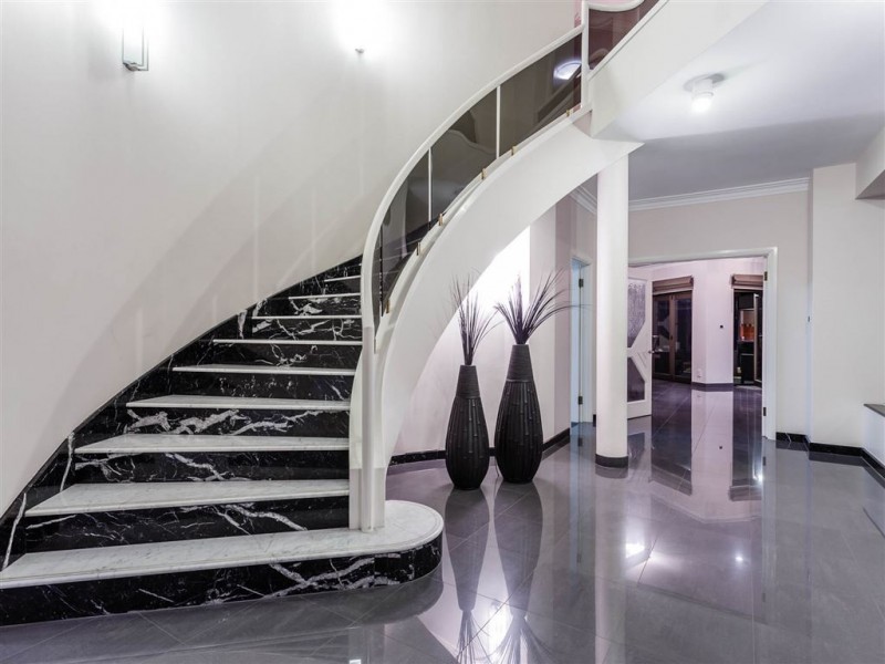 6 Viewcrest Rise, Coogee WA 6166