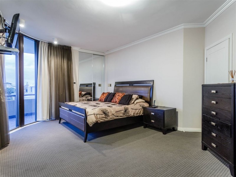 6 Viewcrest Rise, Coogee WA 6166
