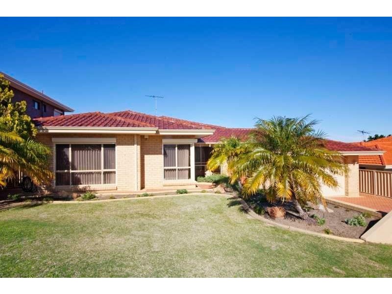 16 Barrett Street, Spearwood WA 6163