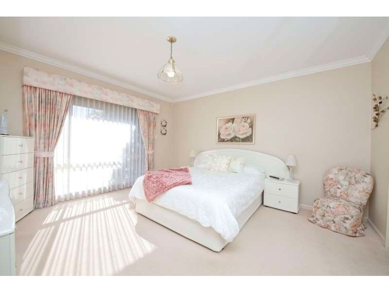 16 Barrett Street, Spearwood WA 6163