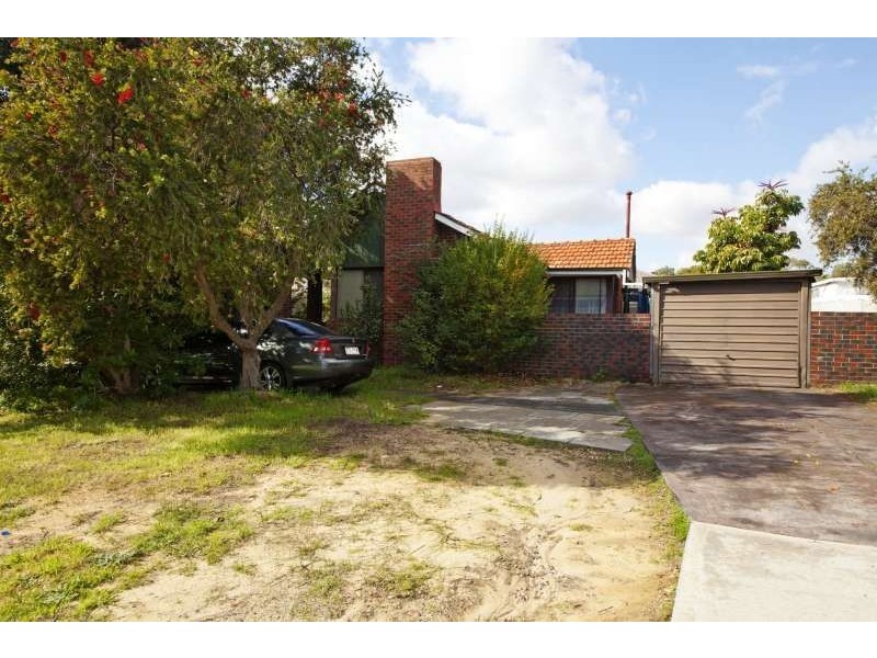 12 Juliet Road, Coolbellup WA 6163