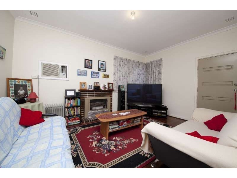 12 Juliet Road, Coolbellup WA 6163