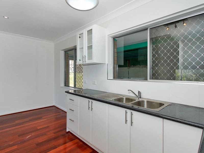 1 Miranda Crescent, Coolbellup WA 6163