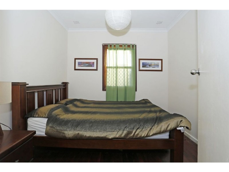 38 Redmond Road, Hamilton Hill WA 6163