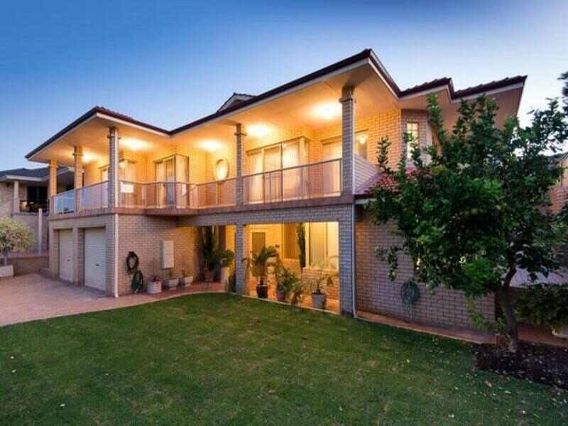 4 Strickland Court, Coogee WA 6166