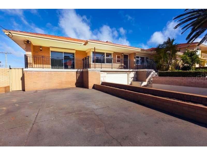 27 Wardle Road, Beaconsfield WA 6162