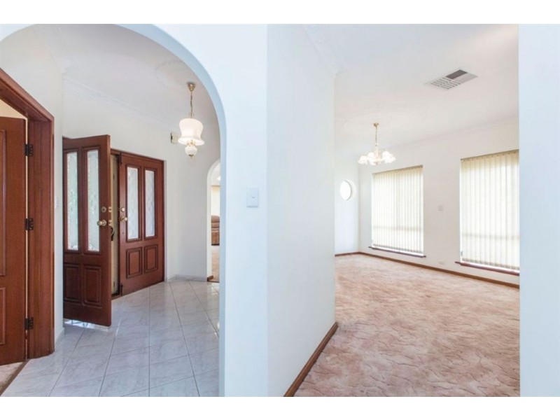 5 Marvell Avenue, Spearwood WA 6163