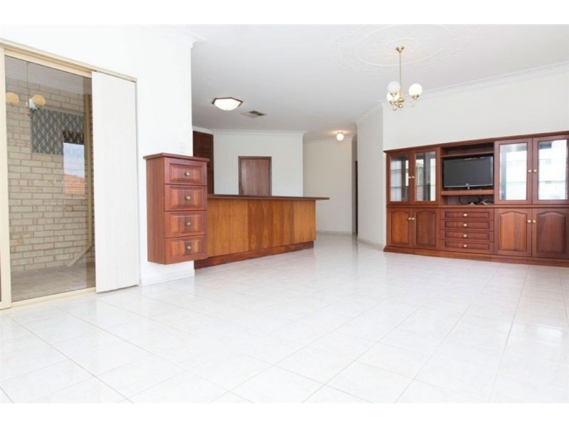 5 Marvell Avenue, Spearwood WA 6163