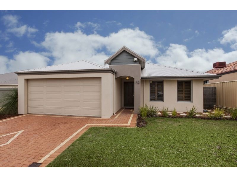 42 Honeyeater Street, Beeliar WA 6164