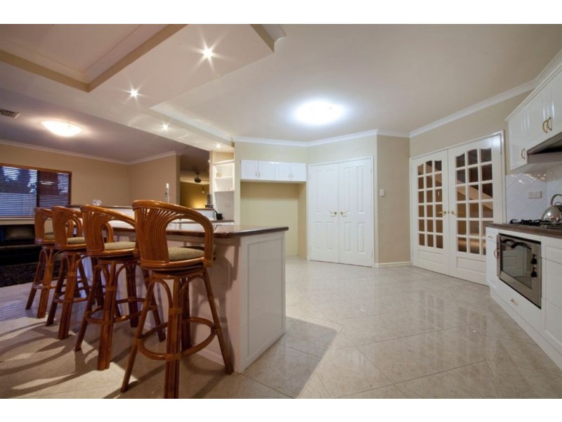 107 Glen Iris Drive, Jandakot WA 6164