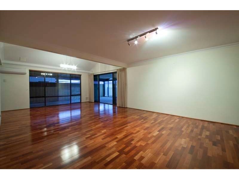 21 Catspaw Avenue, Beeliar WA 6164