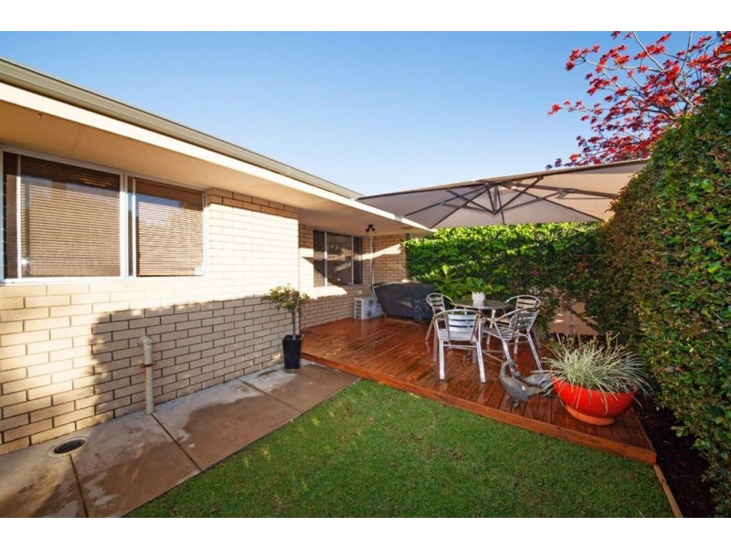 8/86 Point Walter Road, Bicton WA 6157