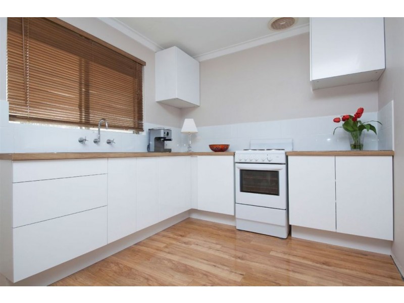 8/86 Point Walter Road, Bicton WA 6157