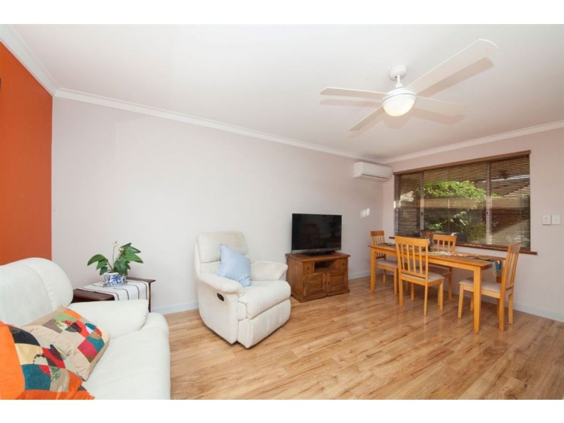 8/86 Point Walter Road, Bicton WA 6157