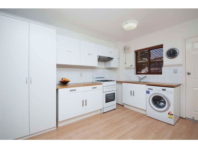 9/150 Healy Road, Hamilton Hill WA 6163