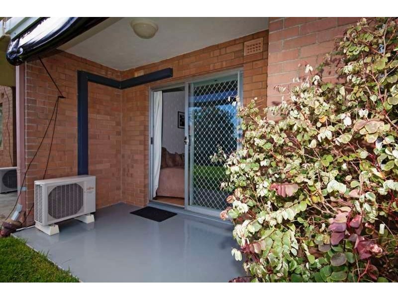 9/150 Healy Road, Hamilton Hill WA 6163