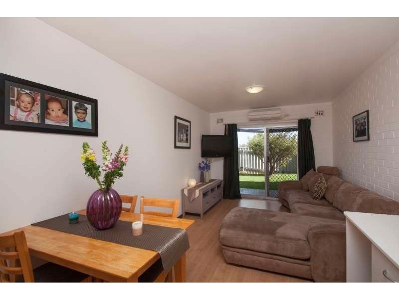 9/150 Healy Road, Hamilton Hill WA 6163