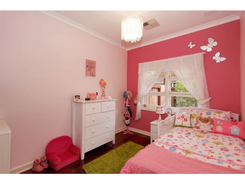 124 Cordelia Ave, Coolbellup WA 6163