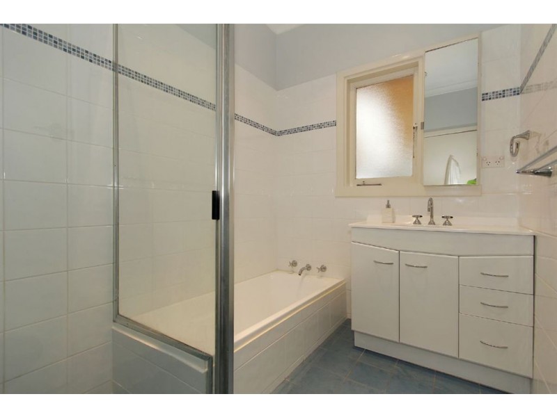 124 Cordelia Ave, Coolbellup WA 6163