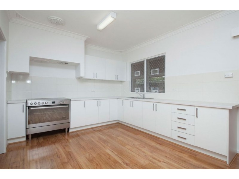 71 Edeline Street, Spearwood WA 6163