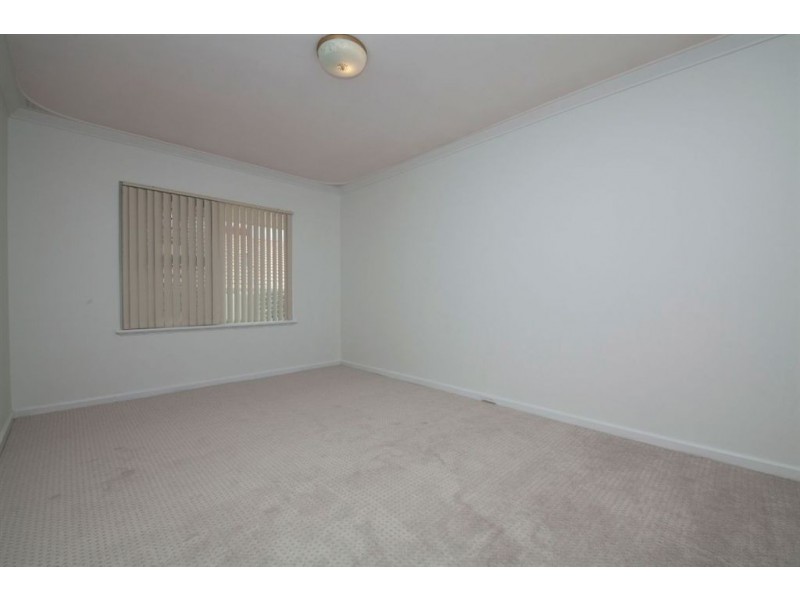 71 Edeline Street, Spearwood WA 6163