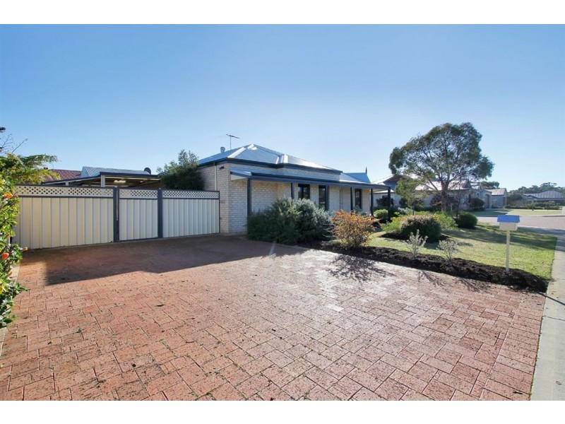 8 Chorus Circle, Atwell WA 6164
