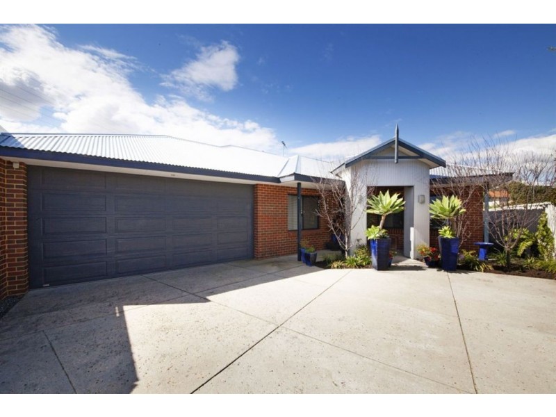 40 Redmond Road, Hamilton Hill WA 6163