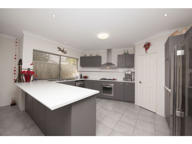 40 Redmond Road, Hamilton Hill WA 6163