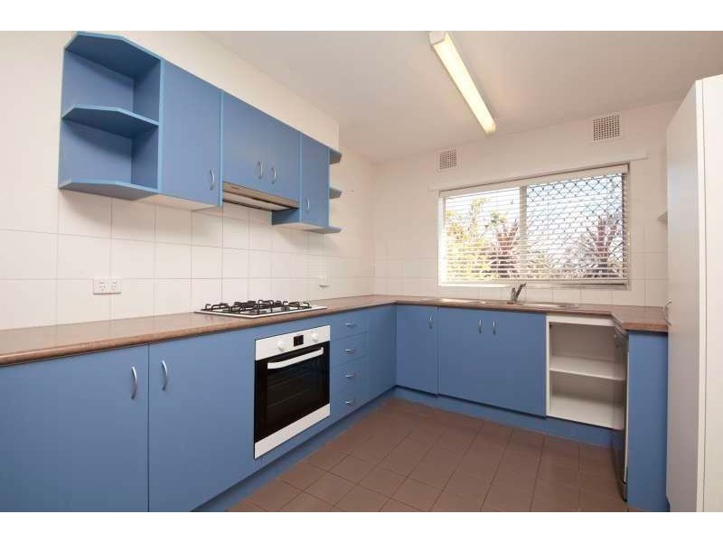 16 Watterton Place, Hamilton Hill WA 6163