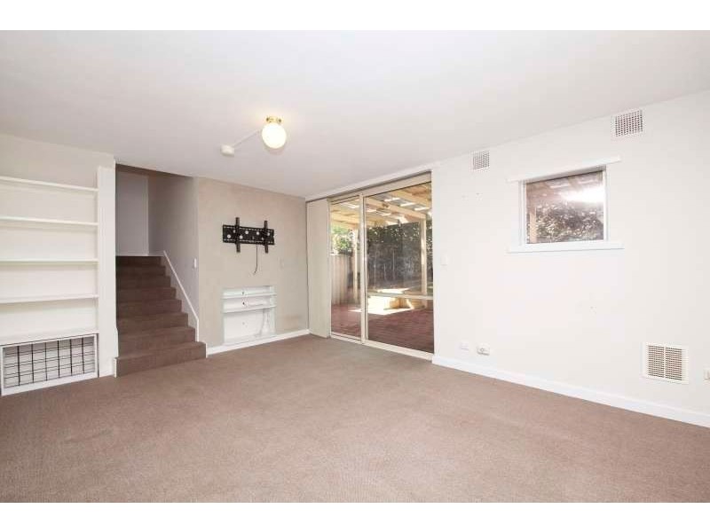 16 Watterton Place, Hamilton Hill WA 6163