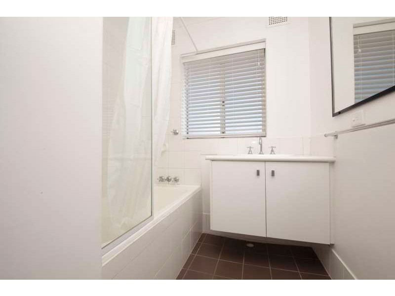 16 Watterton Place, Hamilton Hill WA 6163