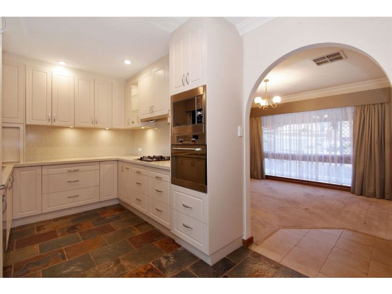 16 Newton Street, Spearwood WA 6163