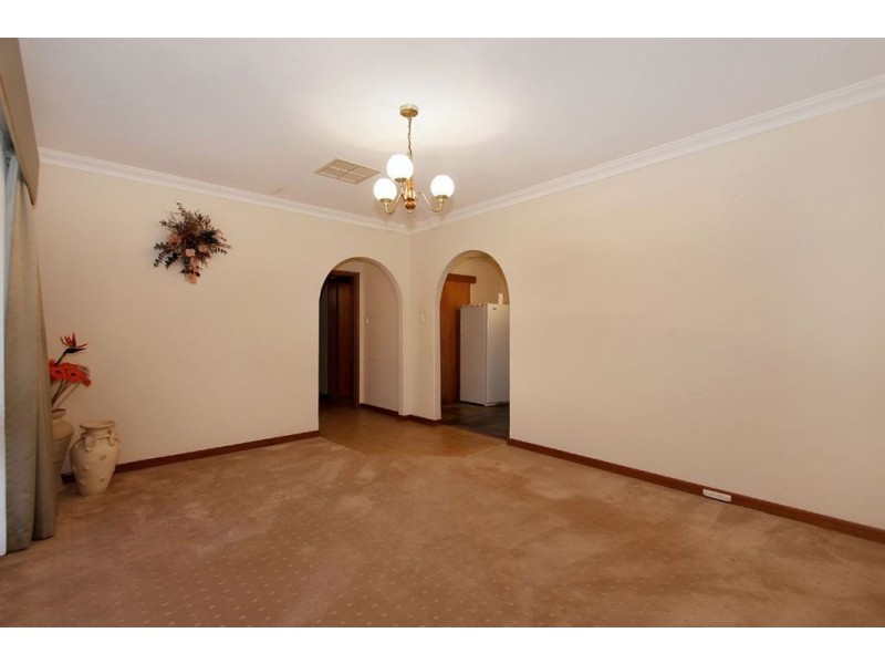 16 Newton Street, Spearwood WA 6163