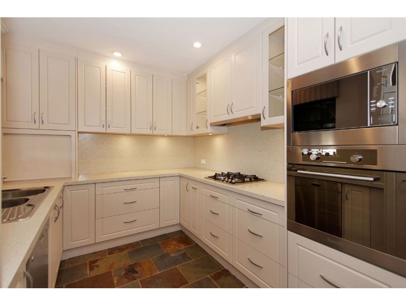 16 Newton Street, Spearwood WA 6163