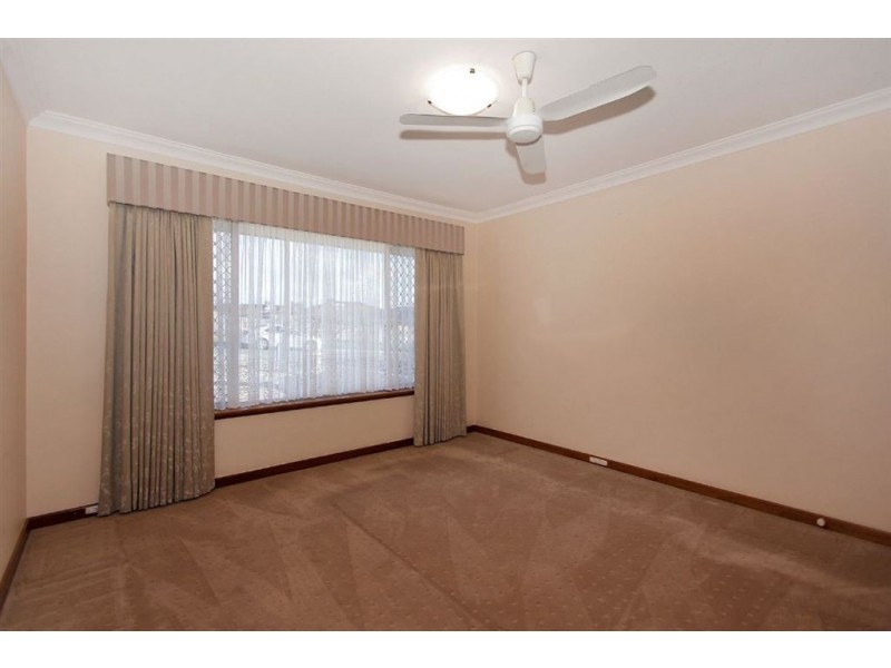 16 Newton Street, Spearwood WA 6163