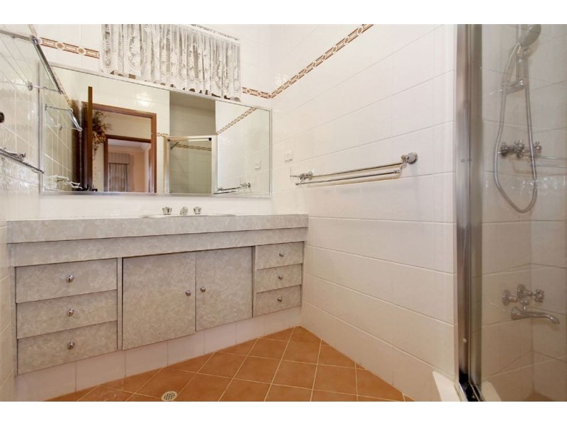 16 Newton Street, Spearwood WA 6163