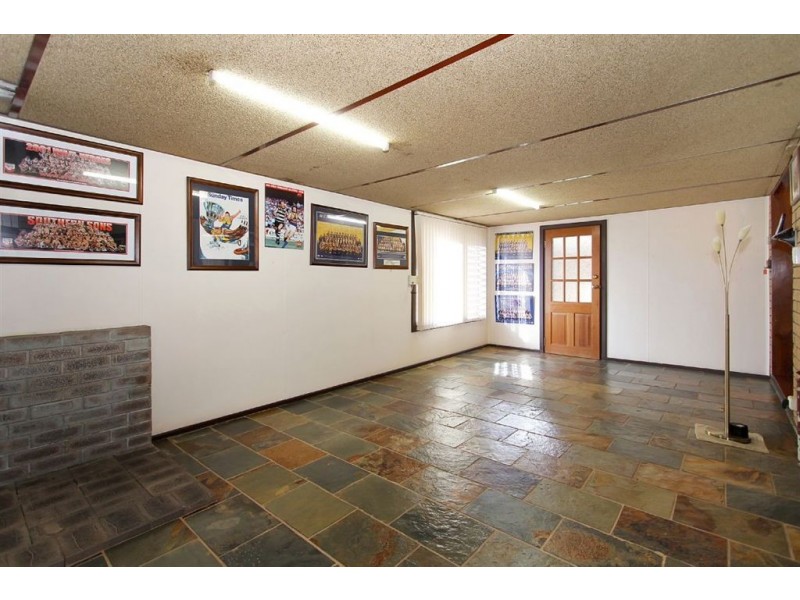 16 Newton Street, Spearwood WA 6163