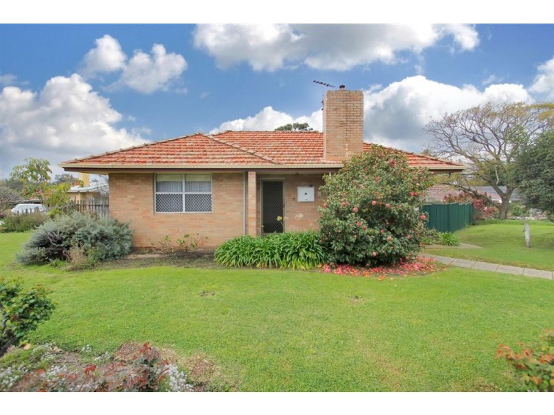 22 Ferdinand Crescent, Coolbellup WA 6163