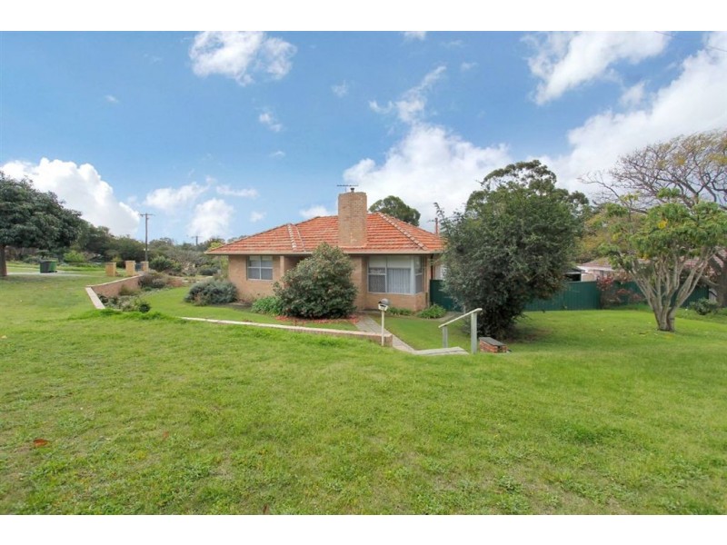 22 Ferdinand Crescent, Coolbellup WA 6163