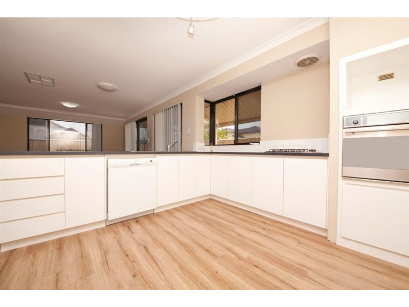 7 Delaney Parkway, Port Kennedy WA 6172