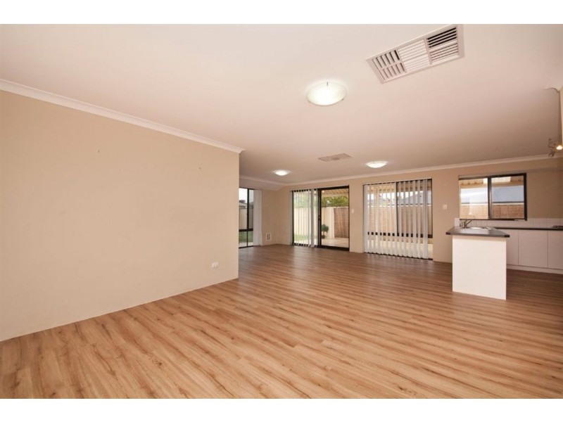 7 Delaney Parkway, Port Kennedy WA 6172