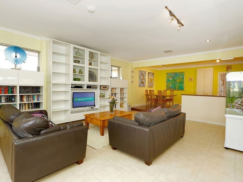 30 O’Connell Street, Hamilton Hill WA 6163