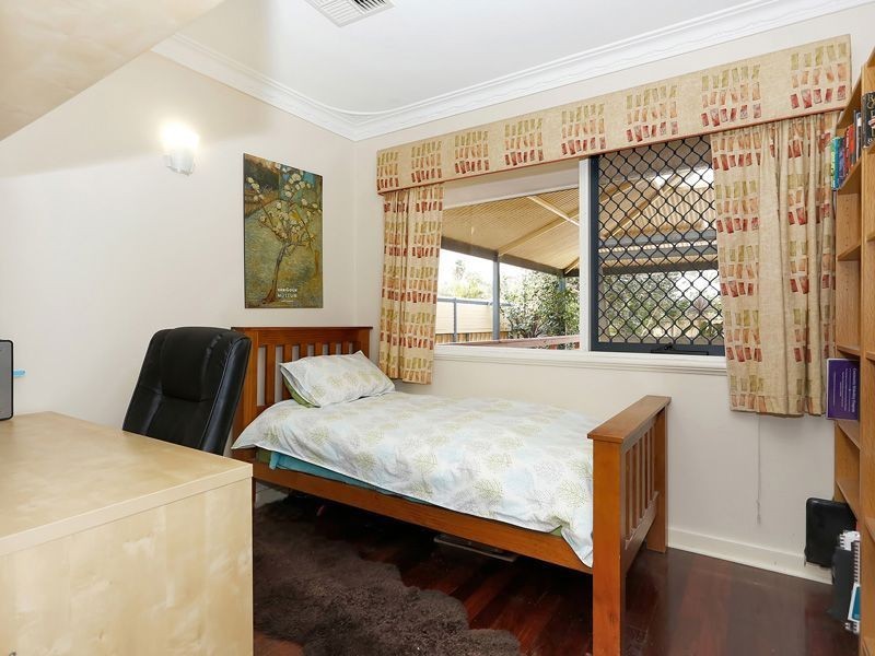 30 O’Connell Street, Hamilton Hill WA 6163