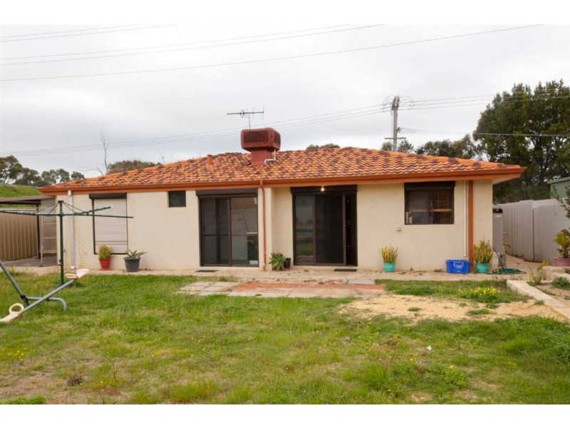 90 Newton Street, Spearwood WA 6163