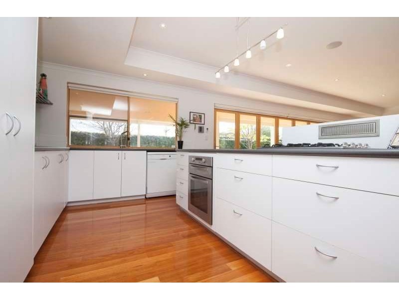 2 Buchan Close, Spearwood WA 6163