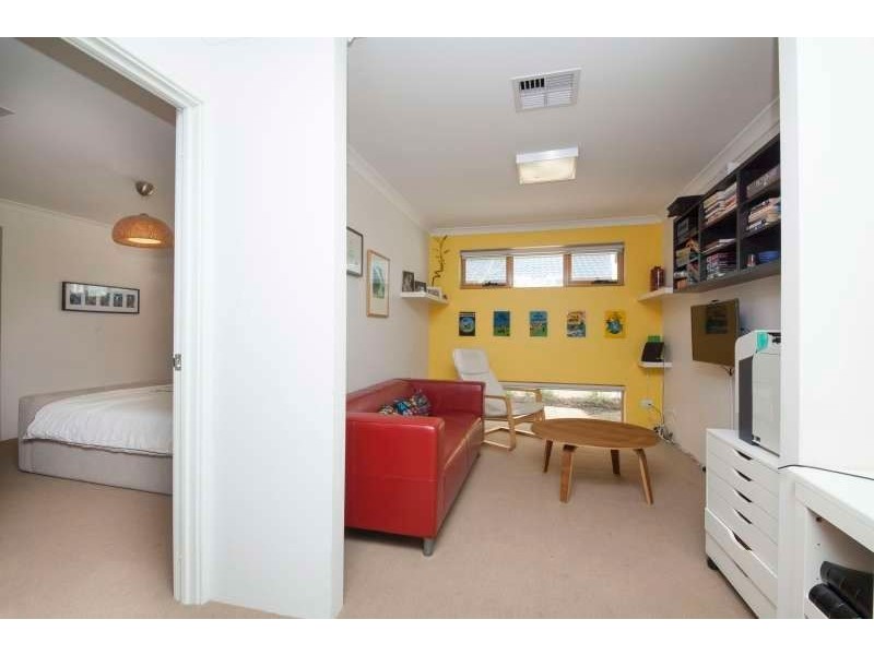 2 Buchan Close, Spearwood WA 6163